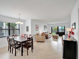 Picture of 245 SE 10Th St # 4B, Deerfield Beach, FL 33441