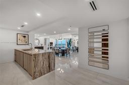 Picture of 1500 Ocean Drive # 1003, Miami Beach, FL 33139