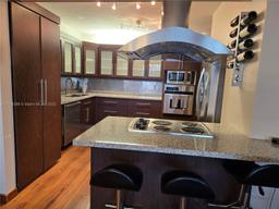 Picture of 900 Bay Dr. # 504, Miami Beach, FL 33141