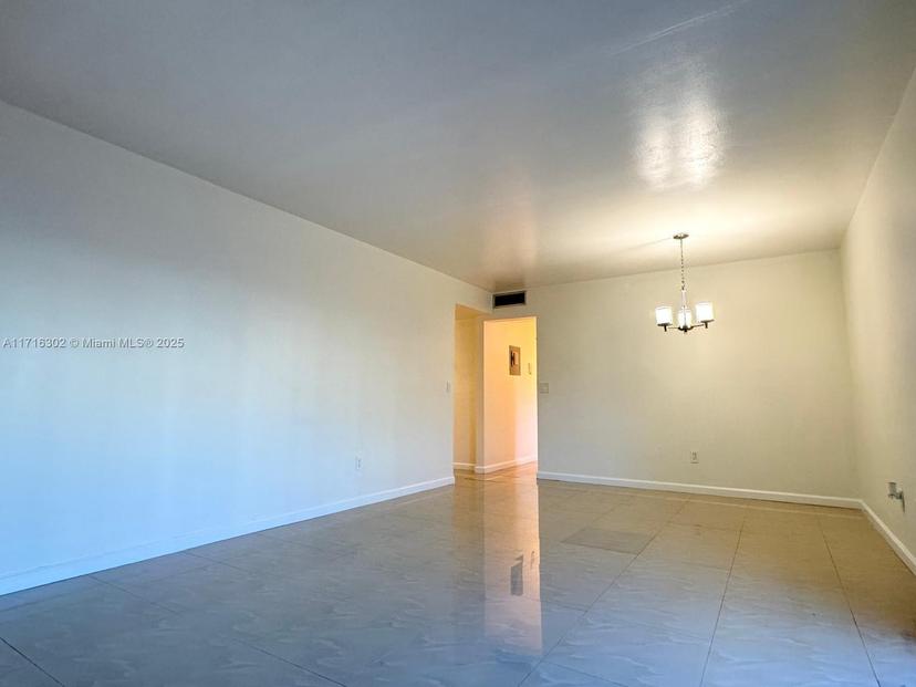 Picture of 7765 SW 86Th St # 102, Miami FL 33143