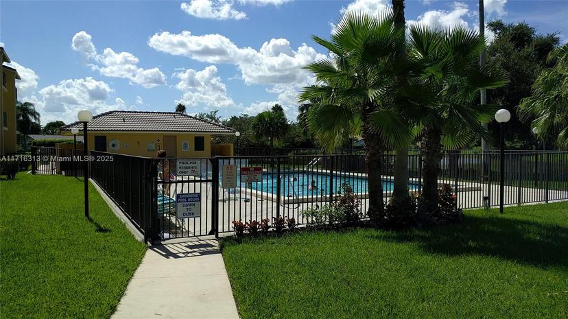 Picture of 11477 NW 39Th Ct # 1, Coral Springs FL 33065