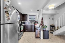 Picture of 9363 Fontainebleau Blvd # H207, Miami, FL 33172