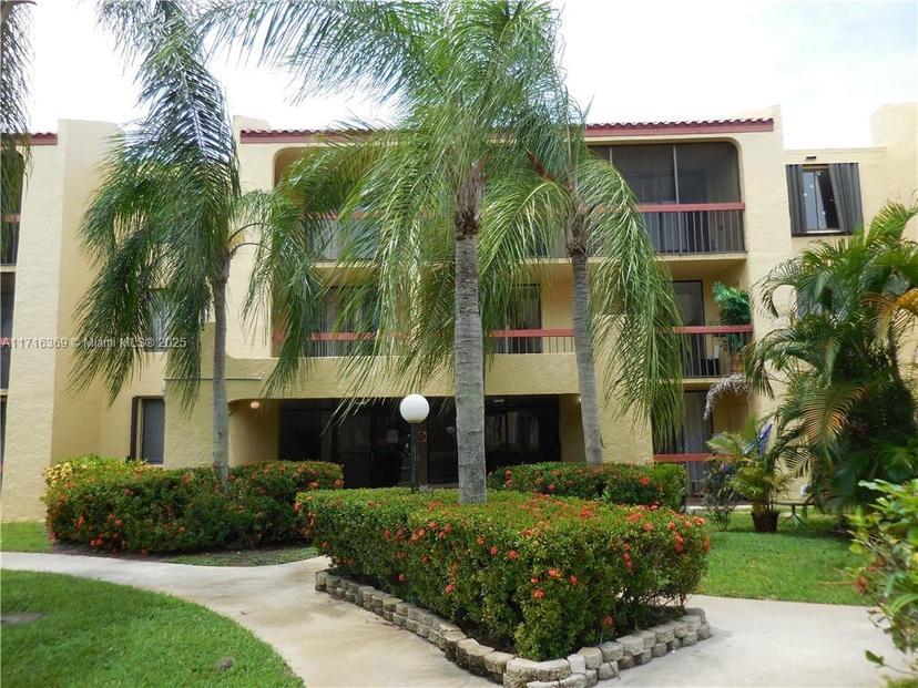 Picture of 733 SE 1St Way # 206, Deerfield Beach FL 33441