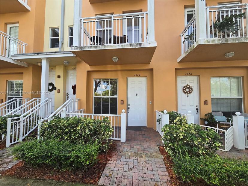 Picture of 1344 SW 2Nd Ct # 1344, Fort Lauderdale FL 33312