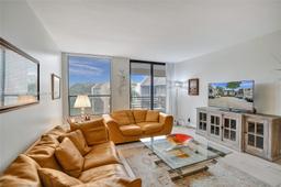 Picture of 6301 N University Dr # 302, Tamarac, FL 33321