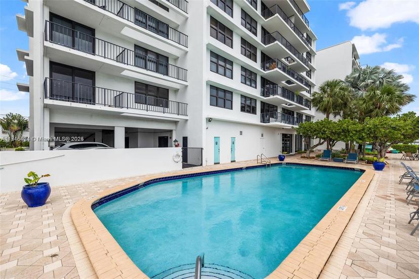Picture of 10101 E Bay Harbor Dr # 509, Bay Harbor Islands FL 33154