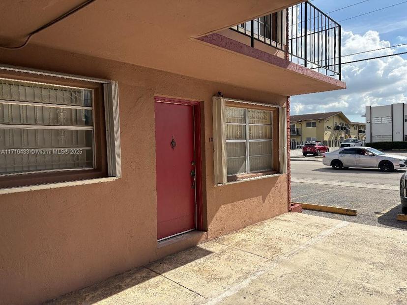Picture of 1281 W 29Th St # 10, Hialeah FL 33012