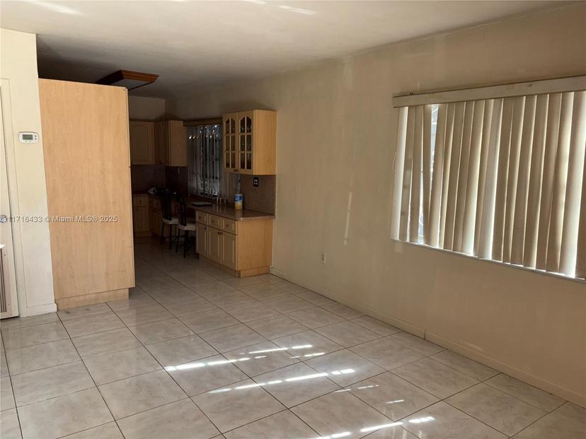 Picture of 1281 W 29Th St # 10, Hialeah FL 33012