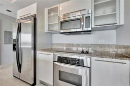 Picture of 888 Biscayne Blvd # 411, Miami, FL 33132