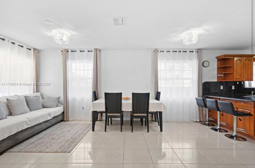 Picture of 701 NE 6Th St, Hallandale Beach FL 33009