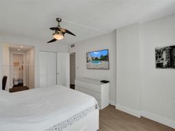 Picture of 4200 Hillcrest Dr # 717, Hollywood, FL 33021
