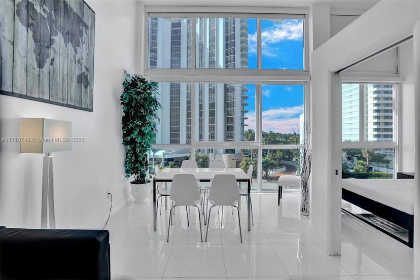 Picture of 5445 Collins Ave # 14, Miami Beach FL 33140