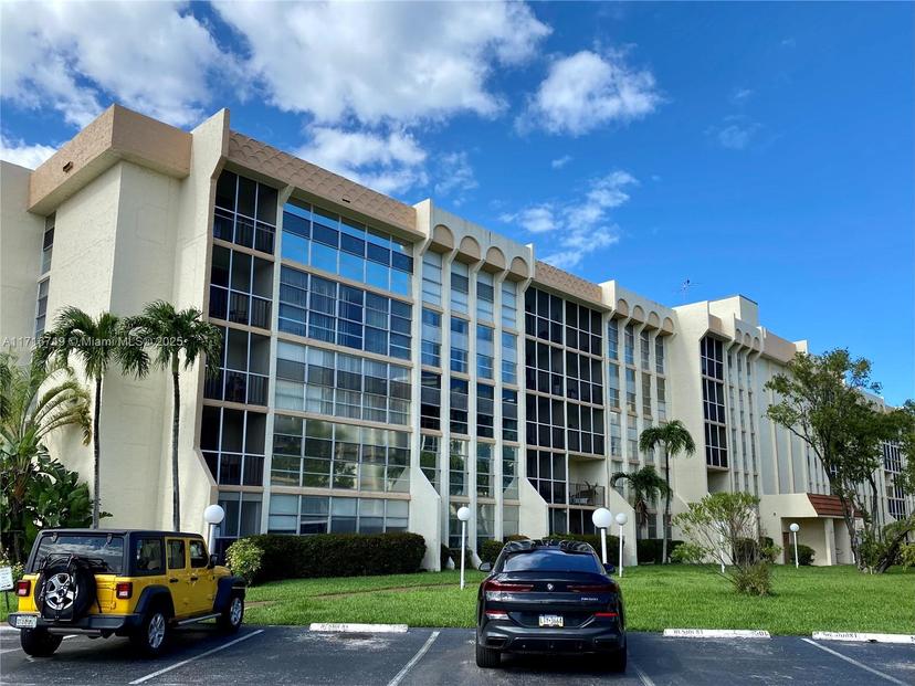 Picture of 851 Three Islands Blvd # 106, Hallandale Beach FL 33009