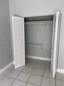 Picture of 2437 NW 55Th Ter # 2437, Lauderhill, FL 33313