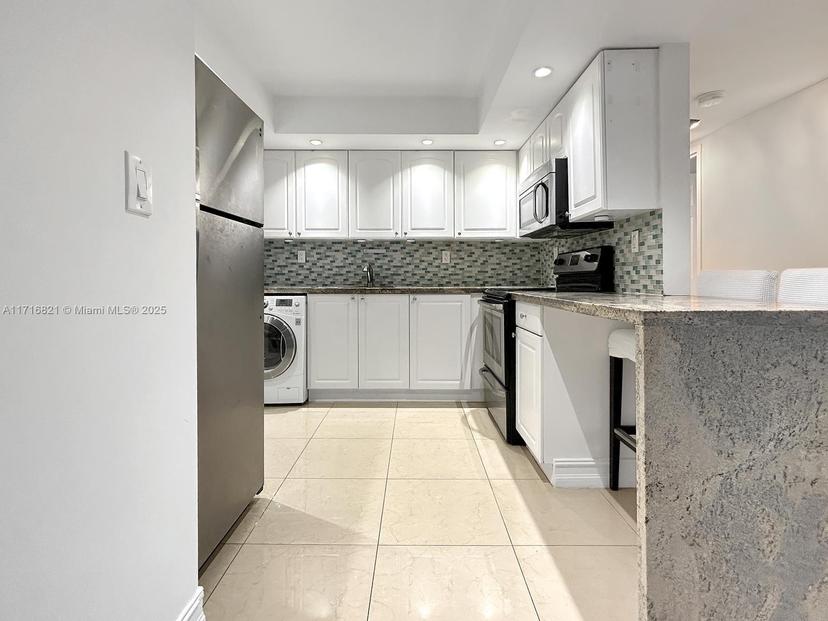 Picture of 1913 S Ocean Dr # 106, Hallandale Beach FL 33009