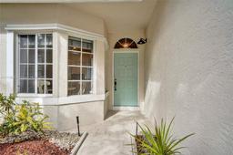 Picture of 2915 Port Royale Ln # 103, Fort Lauderdale, FL 33308