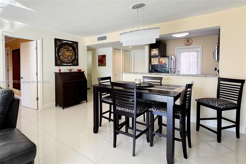 Picture of 2600 Diana Dr # 209, Hallandale Beach FL 33009
