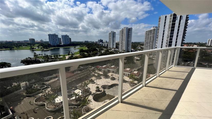 Picture of 20281 E Country Club Dr # 1009, Miami FL 33180
