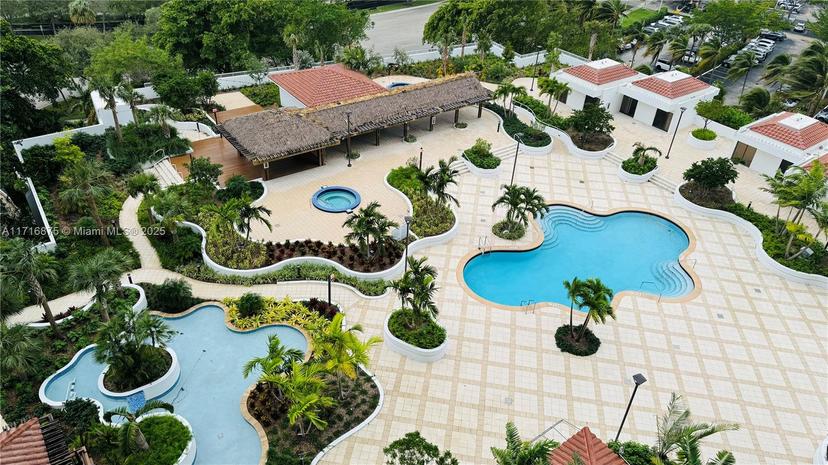 Picture of 20281 E Country Club Dr # 1009, Miami FL 33180