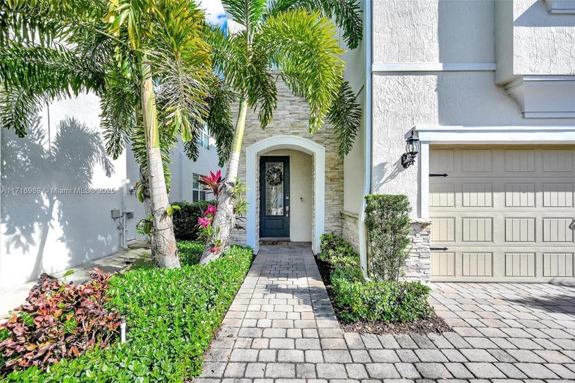 Picture of 1541 Trailhead Ter, Hollywood FL 33021