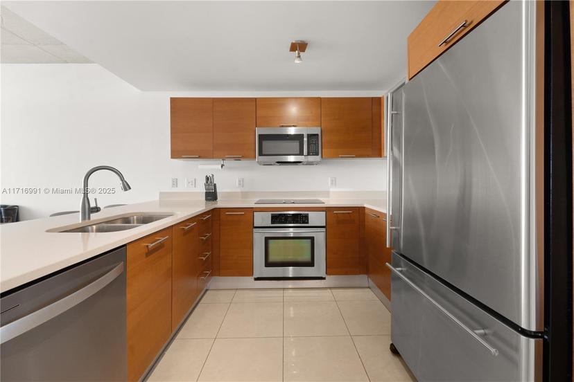 Picture of 3250 NE 1St Ave # 713, Miami FL 33137