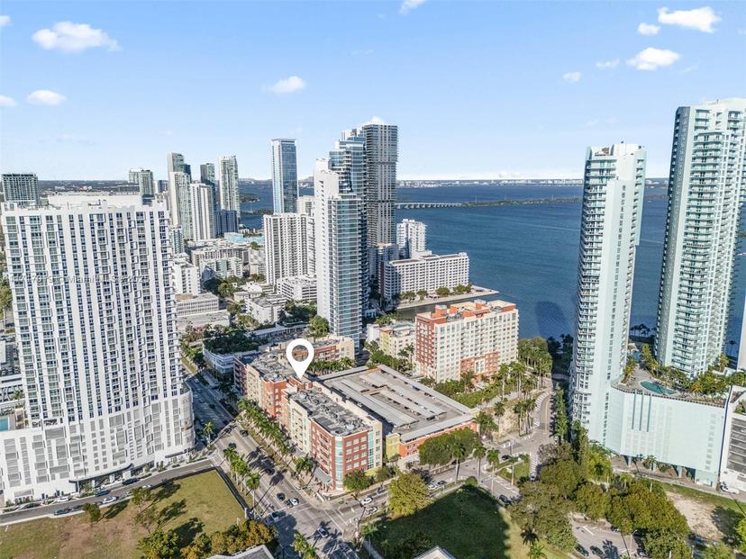 Picture of 2001 Biscayne Blvd # 2121, Miami FL 33137