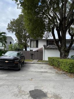 Picture of 11060 SW 70Th Ter # 11060, Miami, FL 33173