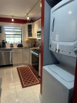 Picture of 10303 Sunrise Lakes Blvd # 210, Sunrise, FL 33322