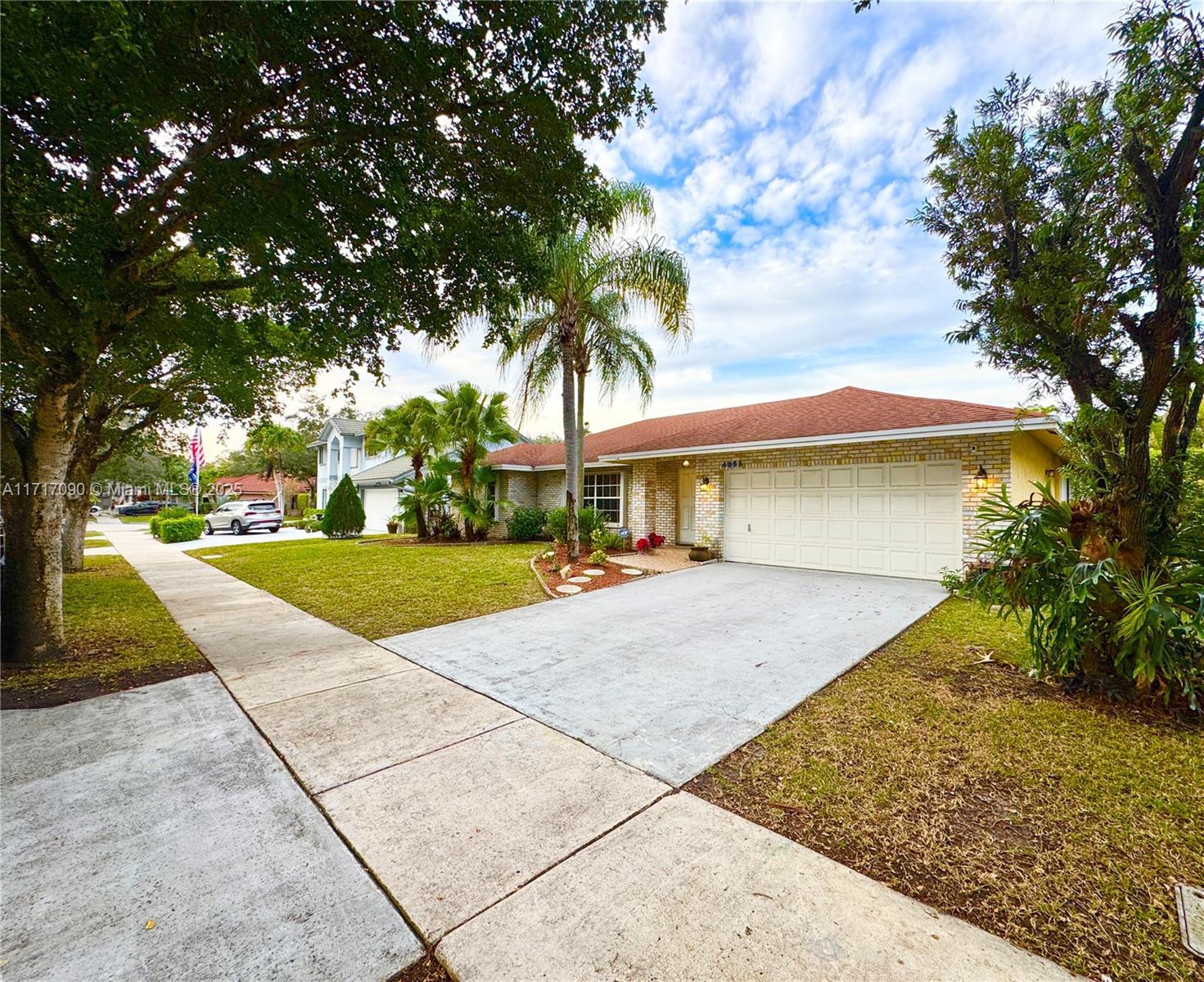 Picture of 4853 NW 50Th Ct, Coconut Creek, FL 33073