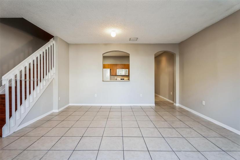 Picture of 4281 NE 9Th St # 0, Homestead FL 33033