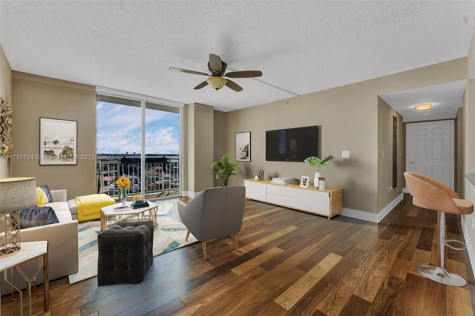 Picture of 3000 S Coral Way # 814, Miami, FL 33145