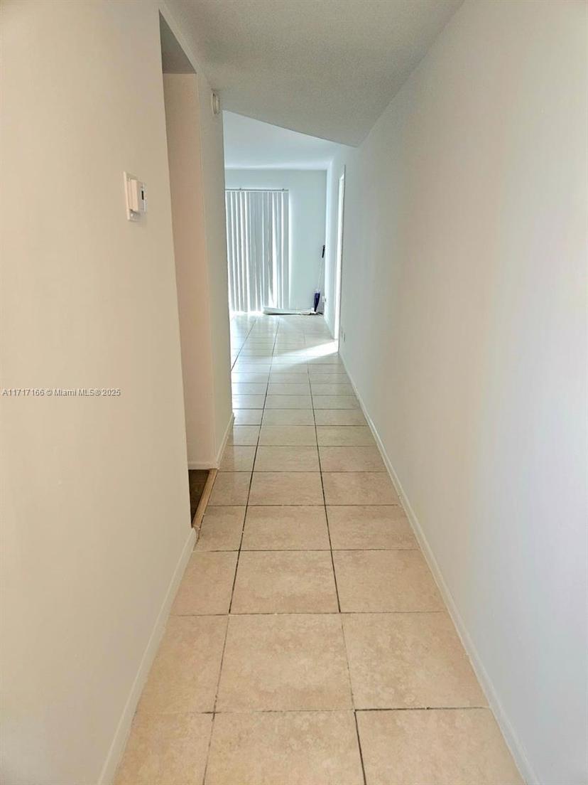 Picture of 8000 Fairview Dr # 203, Tamarac FL 33321