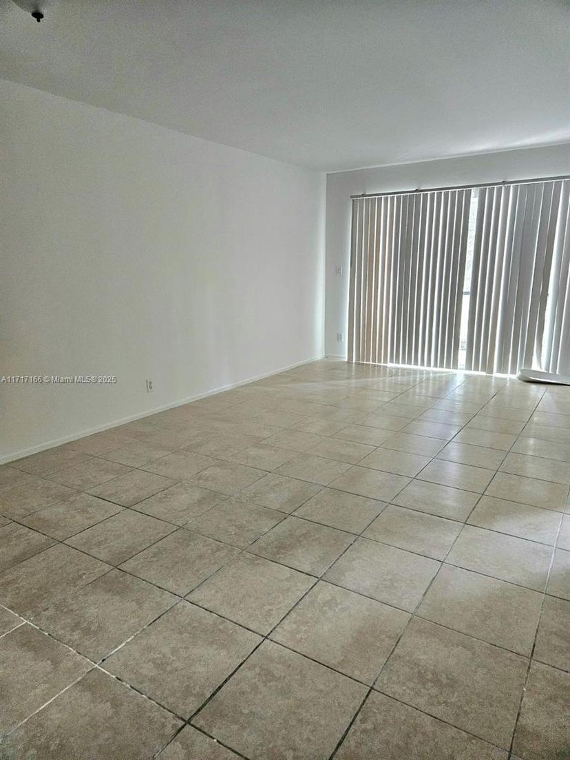 Picture of 8000 Fairview Dr # 203, Tamarac FL 33321