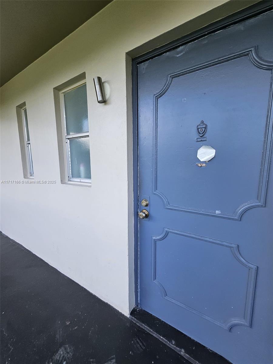 Picture of 8000 Fairview Dr # 203, Tamarac, FL 33321
