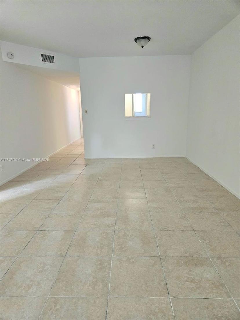 Picture of 8000 Fairview Dr # 203, Tamarac FL 33321