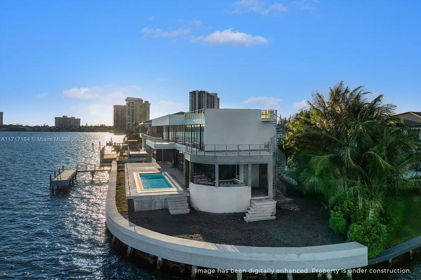Picture of 11400 N Bayshore Dr, North Miami FL 33181