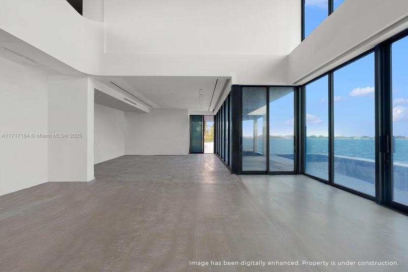 Picture of 11400 N Bayshore Dr, North Miami FL 33181