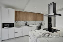 Picture of 2000 Island Blvd # 608, Aventura, FL 33160