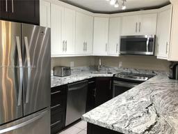Picture of 1013 Green Pine Blvd # C2, West Palm Beach, FL 33409