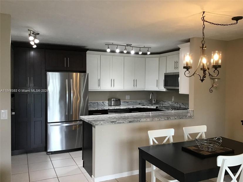 Picture of 1013 Green Pine Blvd # C2, West Palm Beach FL 33409