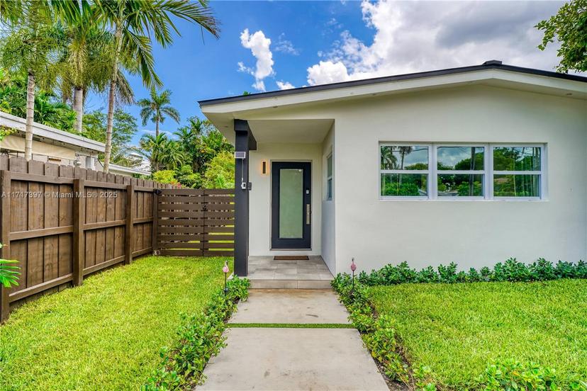 Picture of 300 NE 116Th St, Miami FL 33161