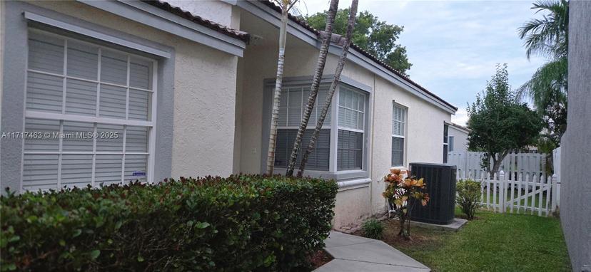 Picture of 15750 NW 16Th Ct, Pembroke Pines FL 33028
