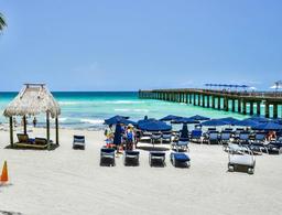 Picture of 16699 Collins Ave # 2407, Sunny Isles Beach, FL 33160