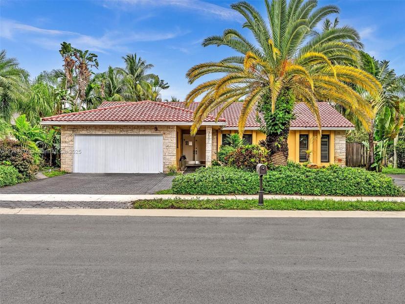 Picture of 3501 N 30 Ter, Hollywood FL 33021