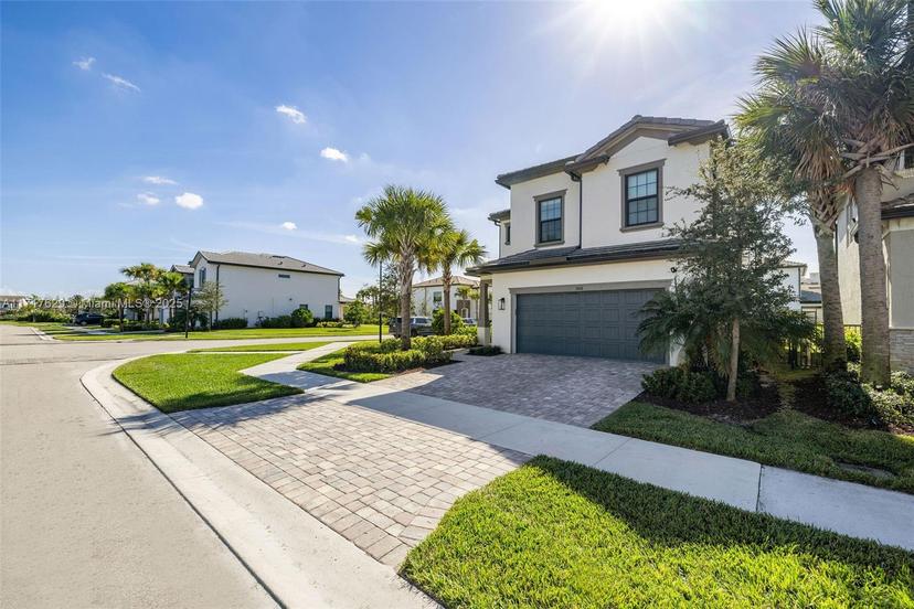 Picture of 2414 Primrose Pl, Oakland Park FL 33309