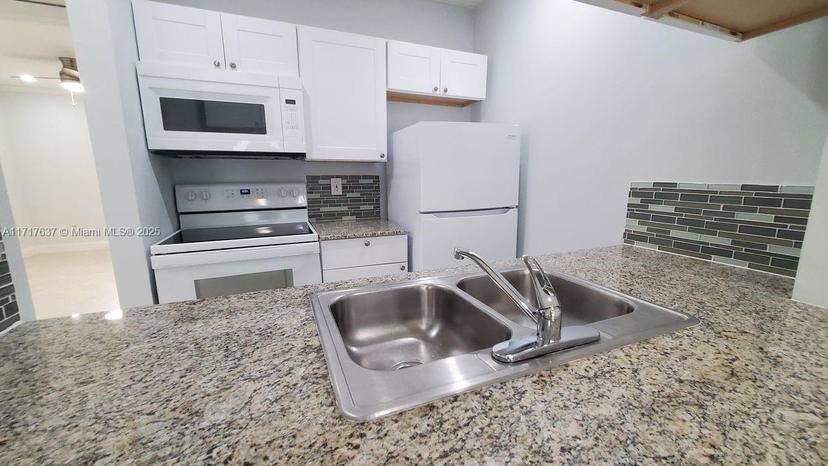 Picture of 1470 N Dixie Hwy # 31, Fort Lauderdale FL 33304