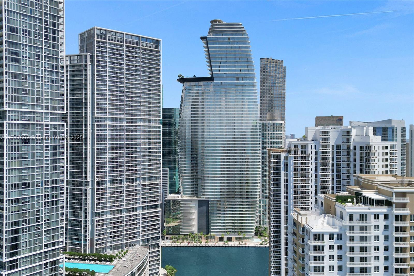 Picture of 300 Biscayne Blvd Way # 3704, Miami, FL 33131