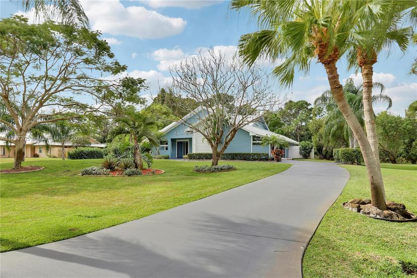 Picture of 5266 SW Leeward Ln, Palm City FL 34990