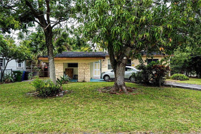 Picture of 2741 SW 2Nd Ct, Fort Lauderdale FL 33312