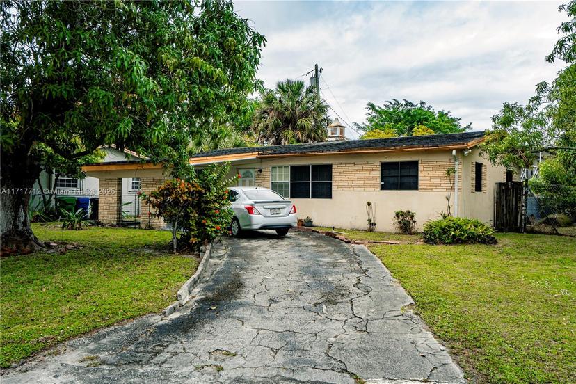 Picture of 2741 SW 2Nd Ct, Fort Lauderdale FL 33312